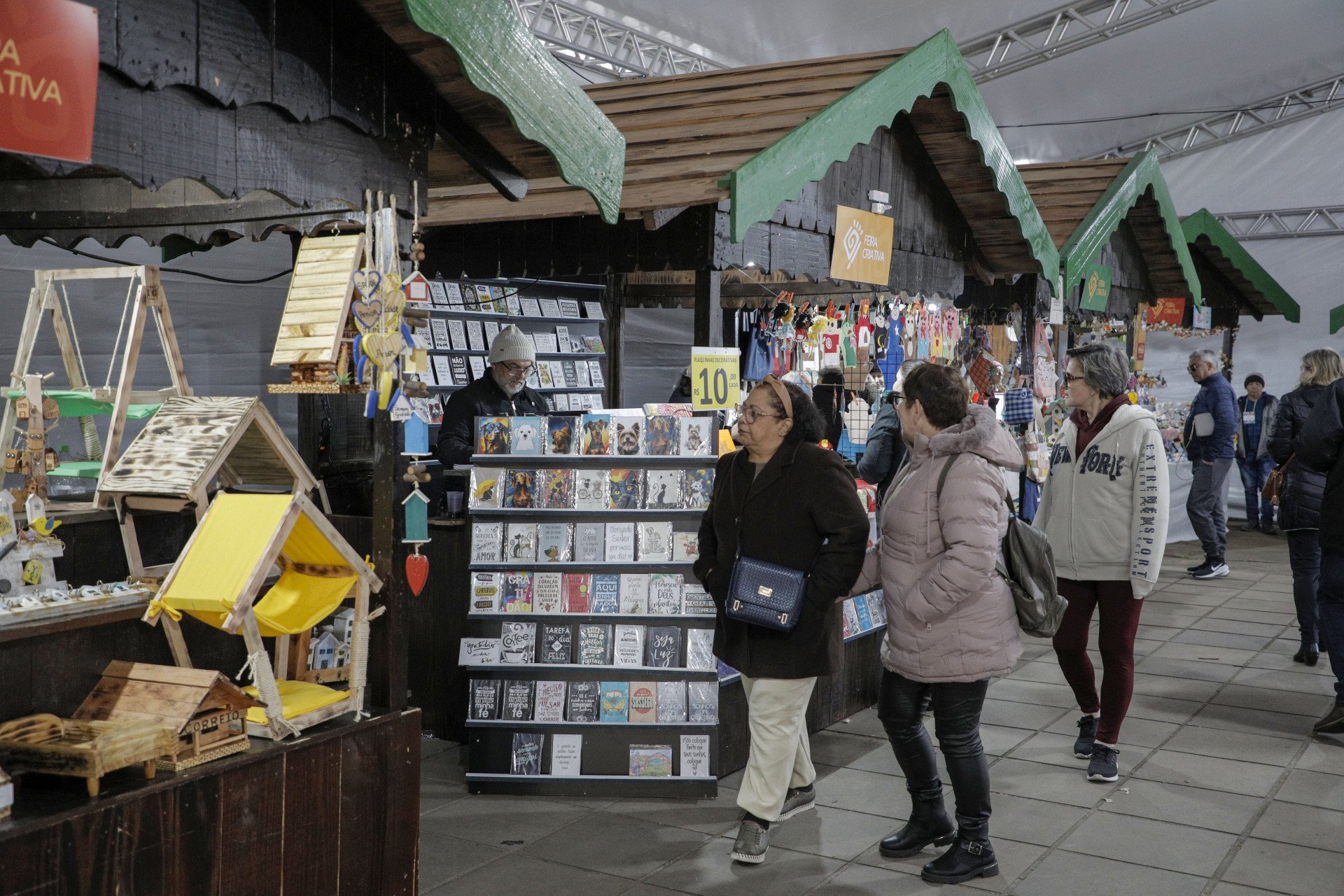 Gramado se prepara para receber Feira do Livro na área central