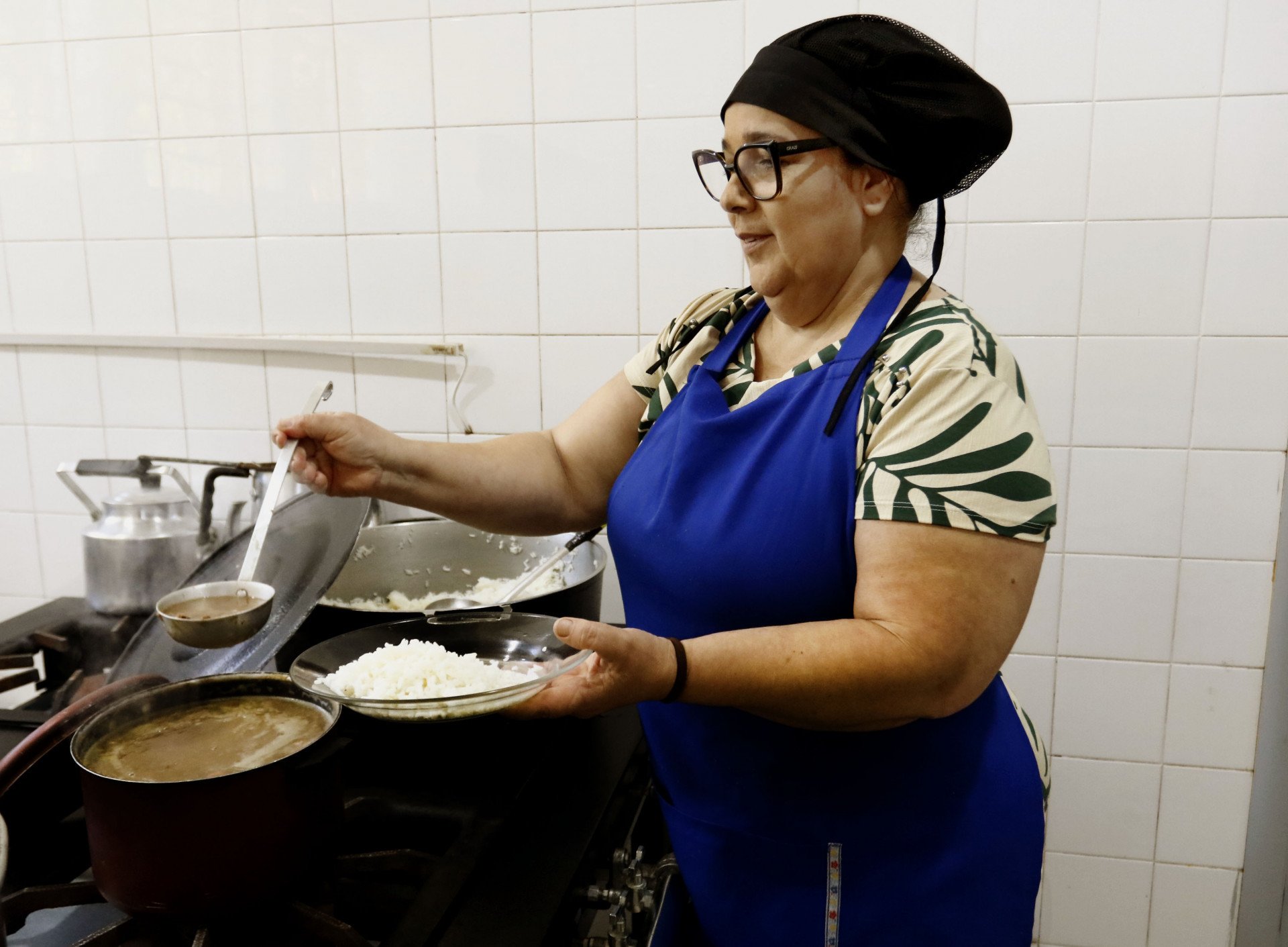 Merendeiras da região participam do concurso de receitas das escolas estaduais