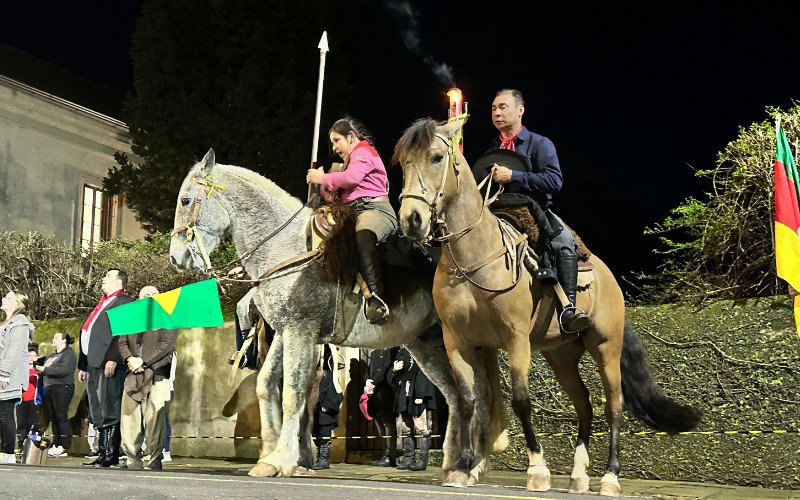 Festejos Farroupilhas começam com lembrança histórica e emoção em Novo Hamburgo