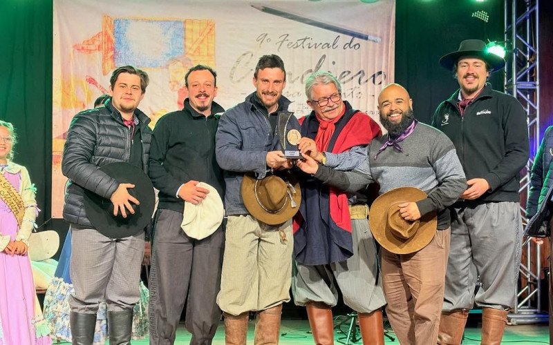 Grupo Retruco conquista segundo lugar no 9º Festival do Candieiro em Uruguaiana