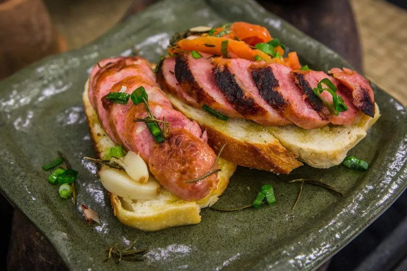 RECEITA DA ANA MARIA BRAGA: Saiba como fazer Linguiça ao forno com tomates preparada nesta quarta-feira, 10 de setembro