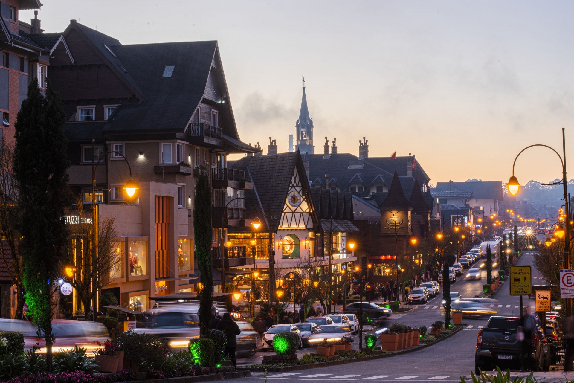 Gramado mostra recuperação após catástrofe climática e é o quinto destino mais vendido do Brasil