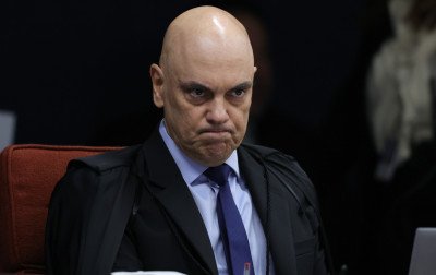 Senador colherá assinaturas para CPI sobre contrato de Master com mulher de Moraes