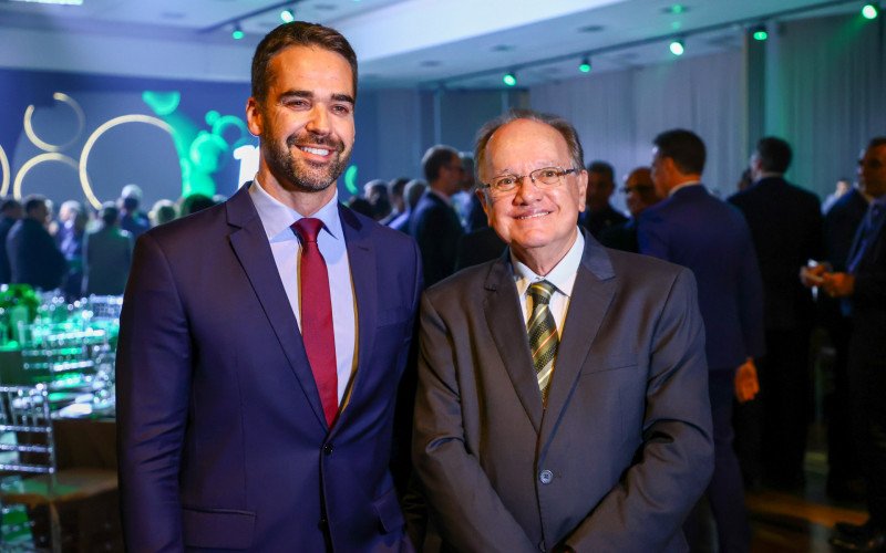 Jantar festivo contou com a presen&ccedil;a do governador Eduardo Leite | abc+