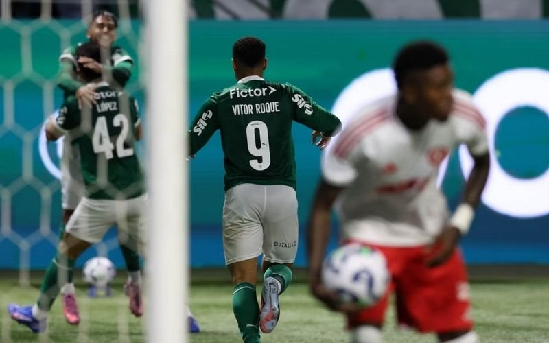 Inter assiste grande atuação de Vitor Roque e é goleado pelo Palmeiras no Allianz Parque