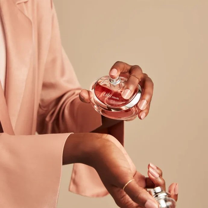 Quais perfumes usar no trabalho? Veja 4 opções sofisticadas