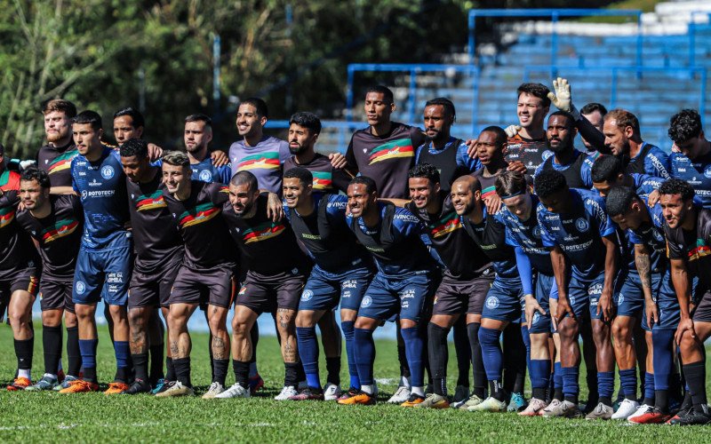Aimoré goleou o time do Sindicato dos Atletas em jogo-treino  | abc+