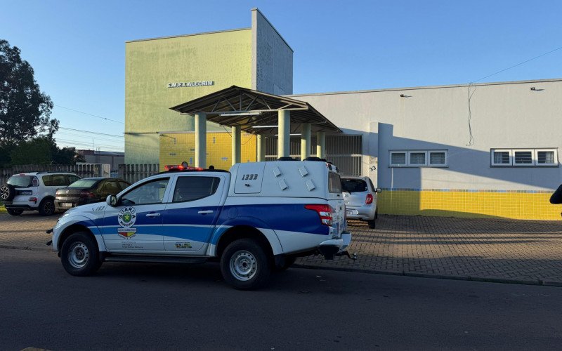 Após órgãos de segurança pública identificarem ameaças de ataque em escolas do município vigilância foi reforçada  | abc+