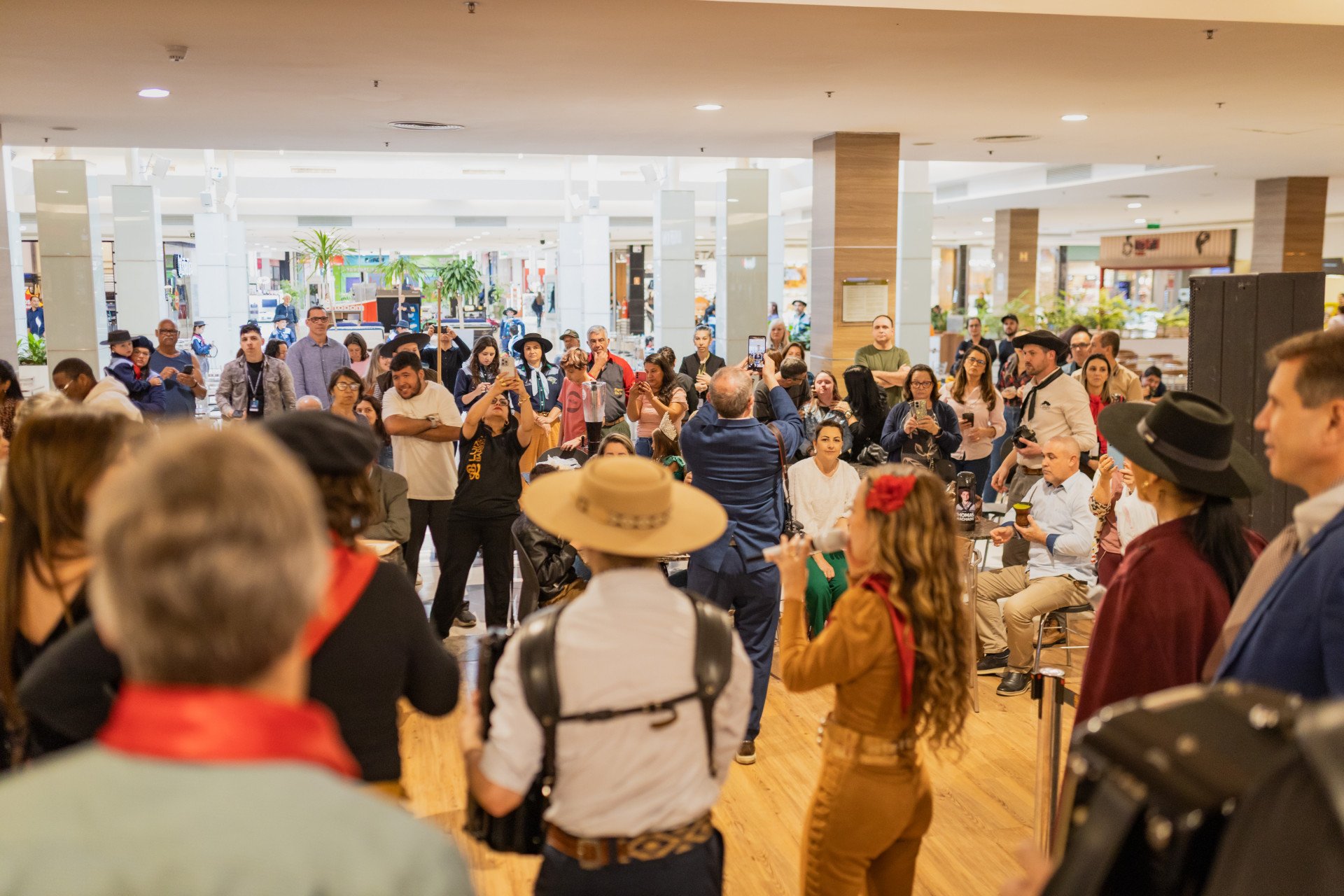 Shows e promoções movimentam o Canoas Shopping