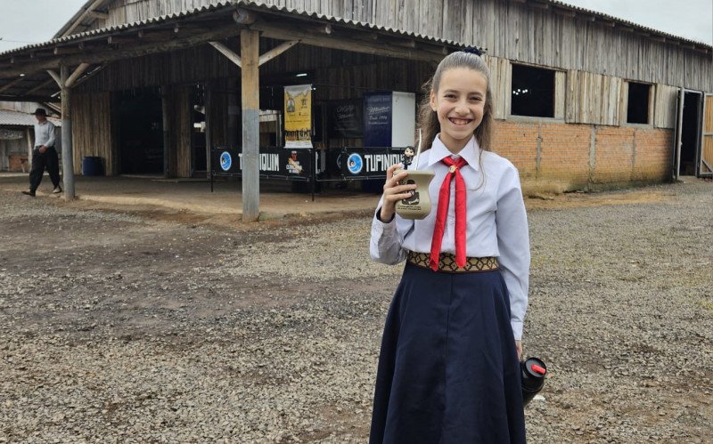 Acampamento farroupilha da ATGF, na Feitoria, recebeu alunos nesta terça-feira (16) - Maria Eduarda