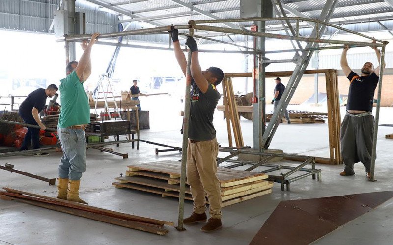 Entidades tradicionalistas iniciam montagem para o Acampamento Farroupilha de Esteio