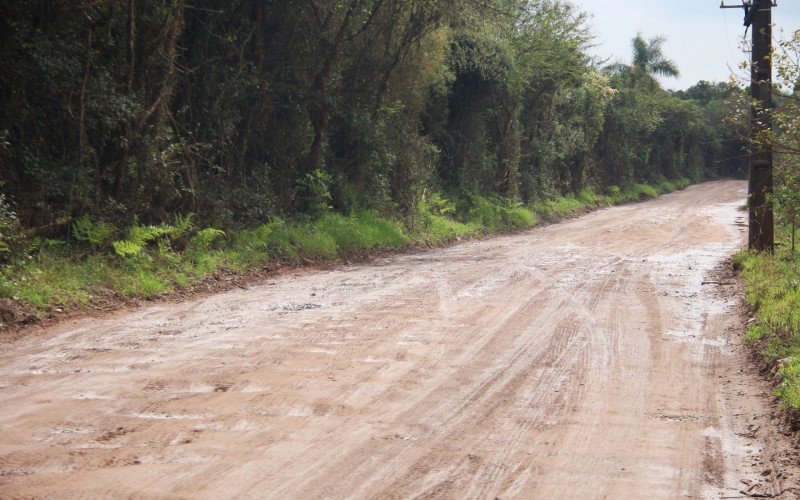 Estrada do Walahai é repleta de buracos