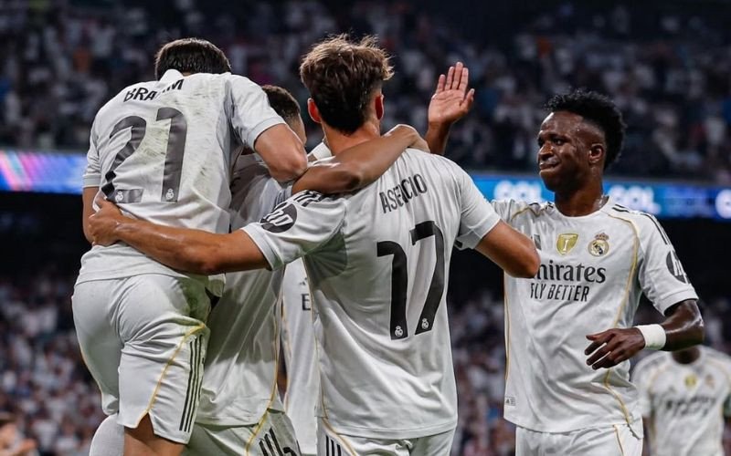 Real Madrid estreou na Champions League com vitória de virada sobre o Olympique de Marselha | abc+