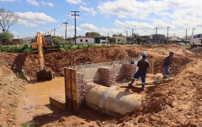 Obras de comporta da Vila Brás estão 45% concluídas em São Leopoldo