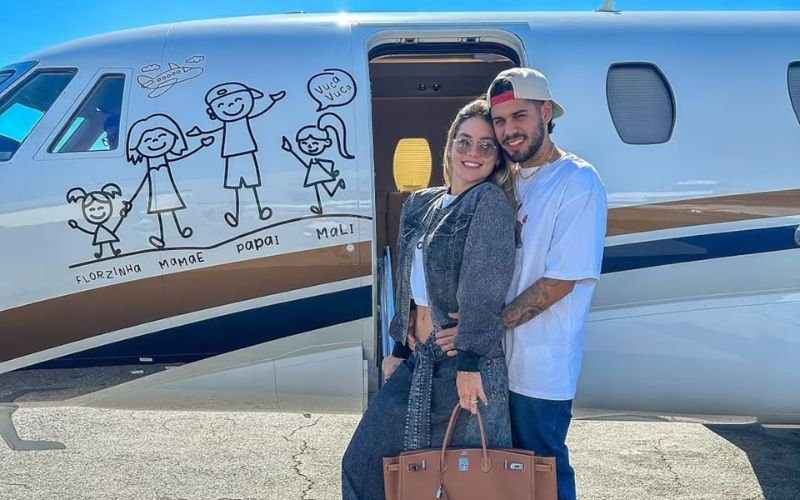 Avião que Zé Felipe ganhou de Virginia é vendido para parente muito próximo; saiba quem