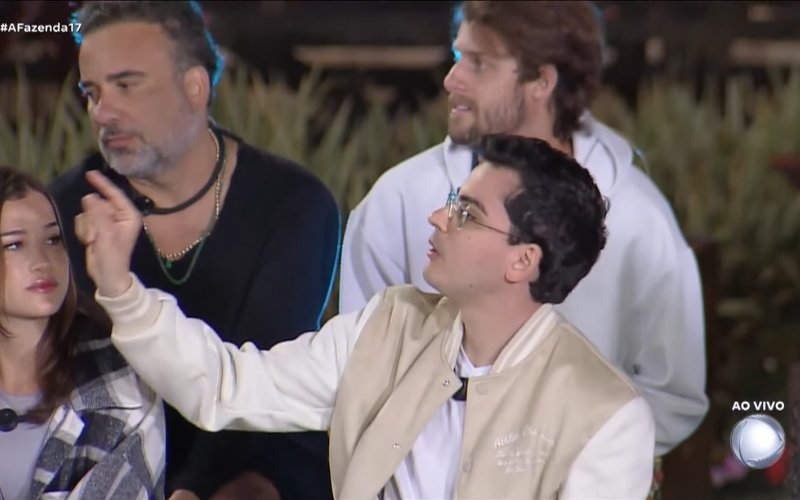 A FAZENDA 17: Primeira dinâmica tem briga, gritos e sede tem dois alvos; saiba quem disputa a prova do fazendeiro
