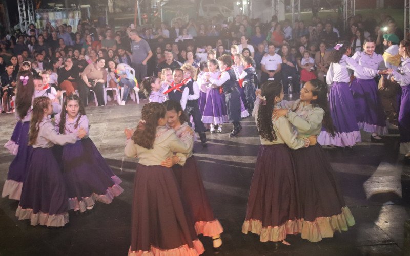 Mostra de Danças Gaúchas Campo Bom