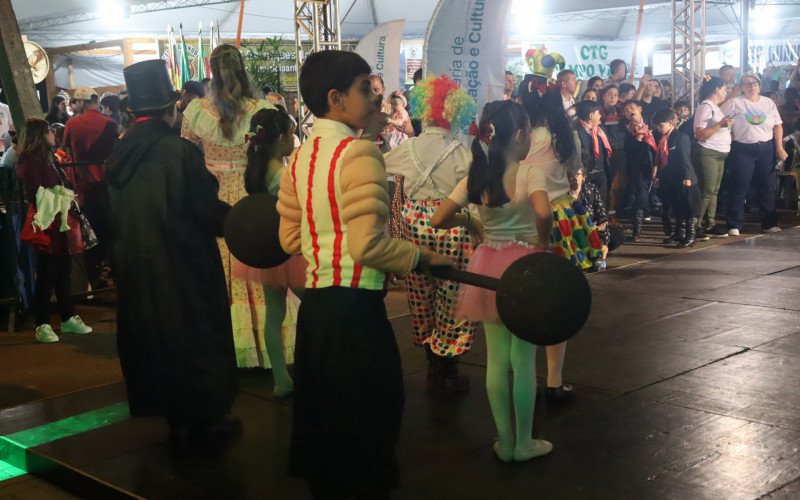 Mostra de Danças Gaúchas Campo Bom