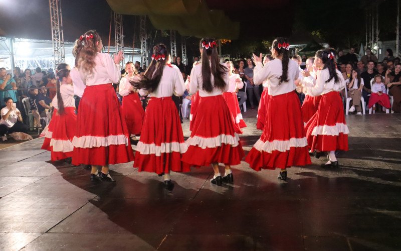 Mostra de Danças Gaúchas Campo Bom