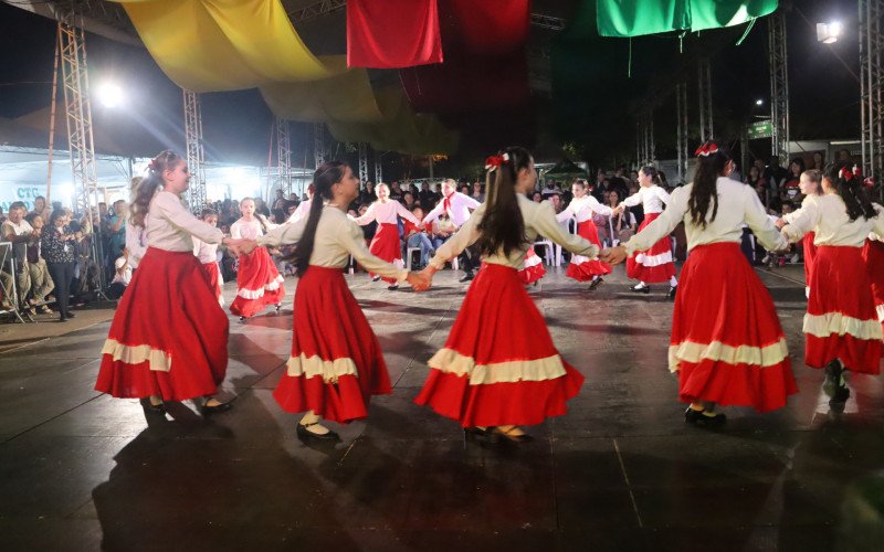 Mostra de Danças Gaúchas Campo Bom