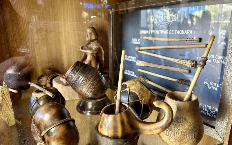 Artigos históricos estão em exposição no Largo da Borges