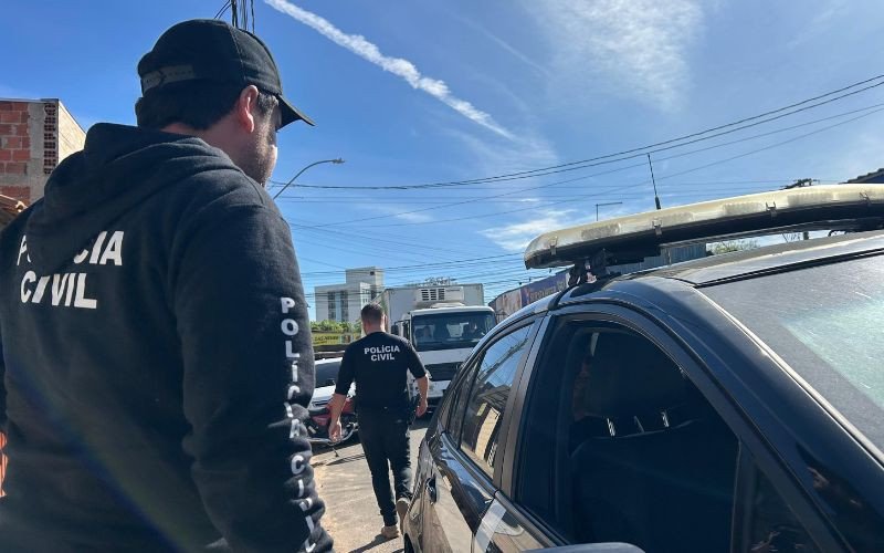 Despachante que auxiliava quadrilha de roubo de caminhões é preso em São Leopoldo | abc+