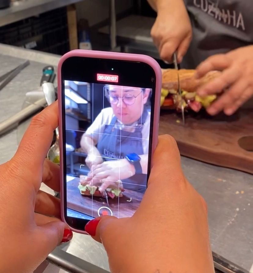 VÍDEO: Finalista de reality nacional, chef canelense cozinha e conta como está a vida após programa