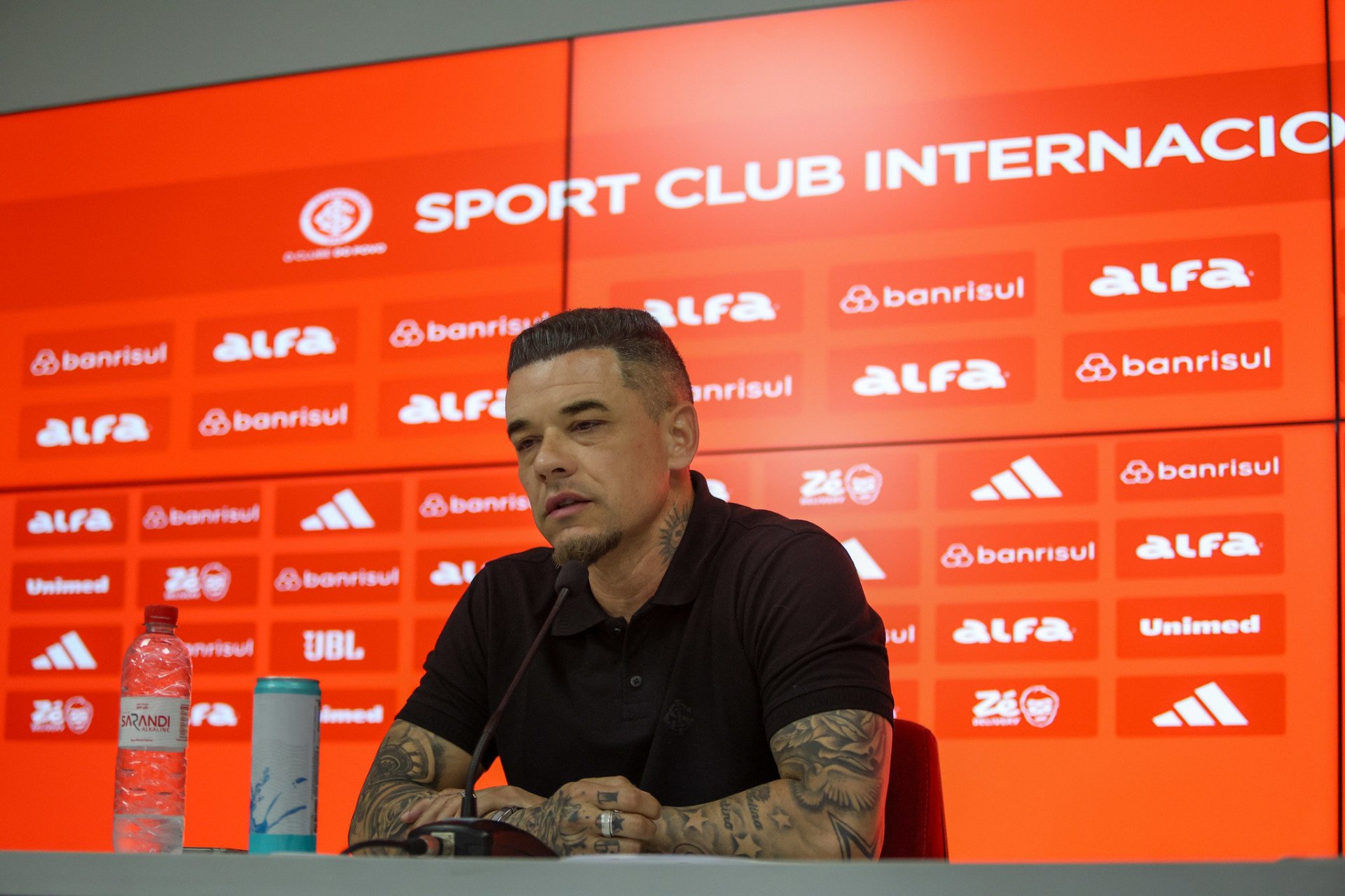 D’Alessandro dá respaldo a Roger Machado antes do Gre-Nal 448: "Vamos fazer de tudo para ganhar o clássico"