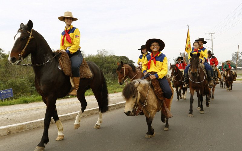 Desfile Farroupilha em Canoas