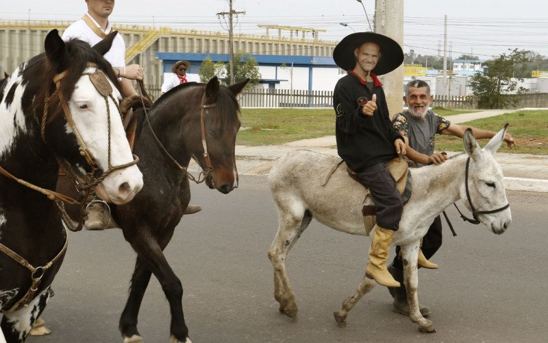 Desfile Farroupilha em Canoas