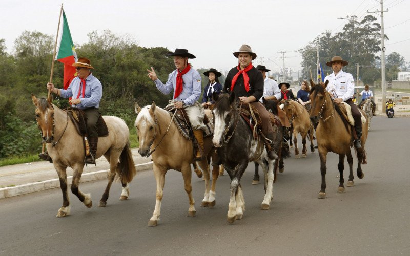 Desfile Farroupilha em Canoas