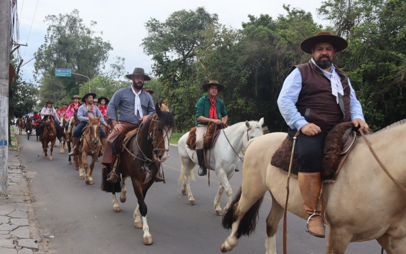 Desfile do Dia do Gaúcho em Novo Hamburgo | abc+