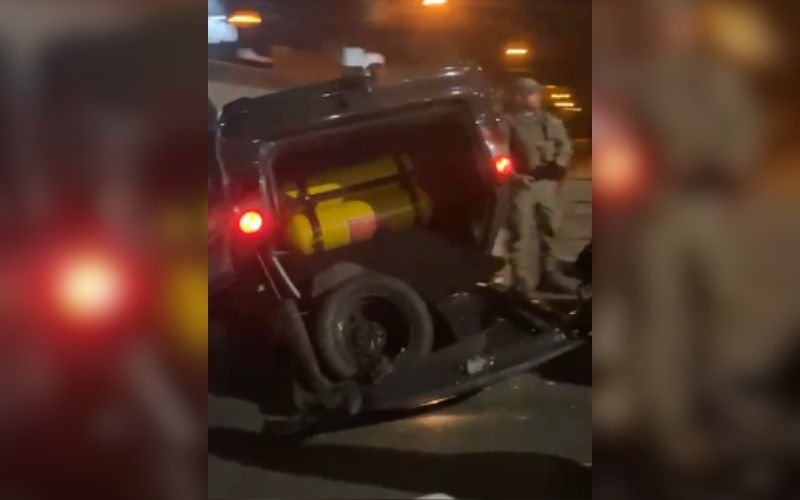 Capotamento e fuga: Zigue-zague no trânsito causa acidente e deixa dois feridos em São Leopoldo