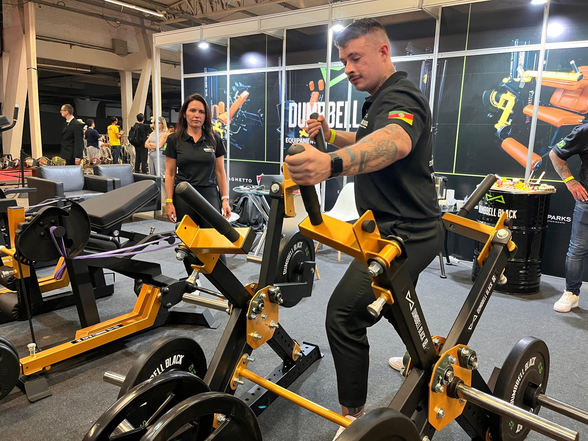 HEALTHY BODY BRASIL: Fisiculturismo, queda de braço e muitos negócios na feira de Novo Hamburgo