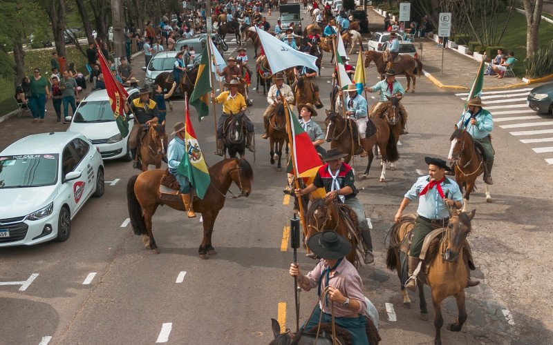 Desfile Farroupilha neste 20 de setembro em Portão