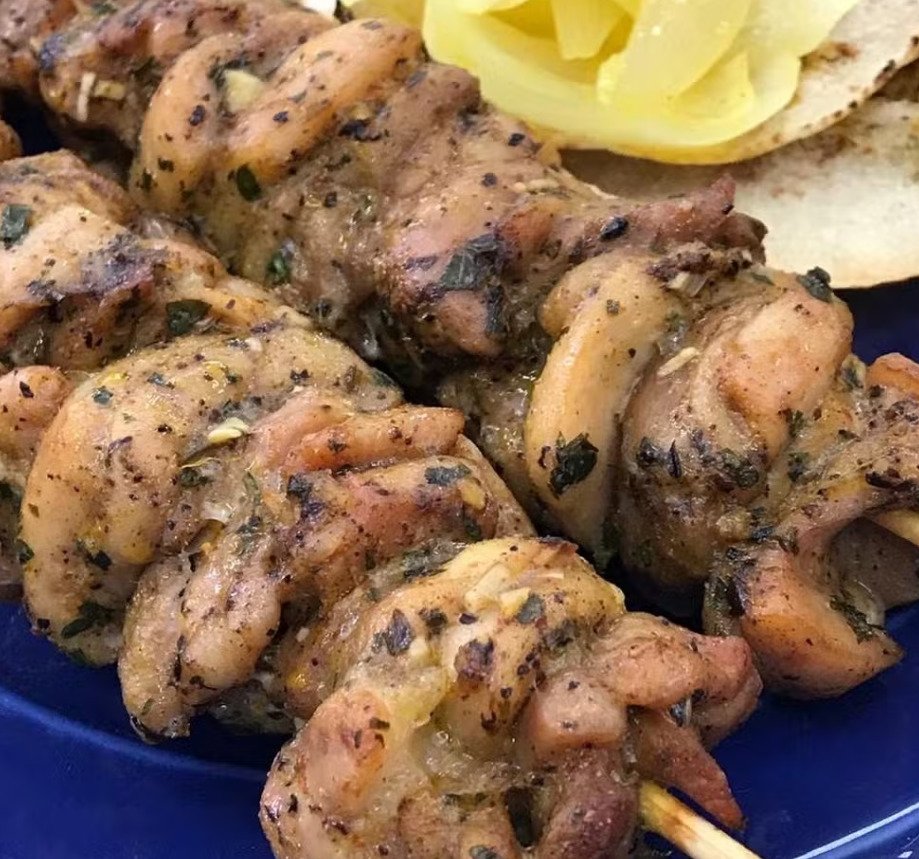 RECEITA DA ANA MARIA BRAGA: Saiba como fazer Kebab: frango no espeto preparado nesta segunda-feira, 22 de setembro