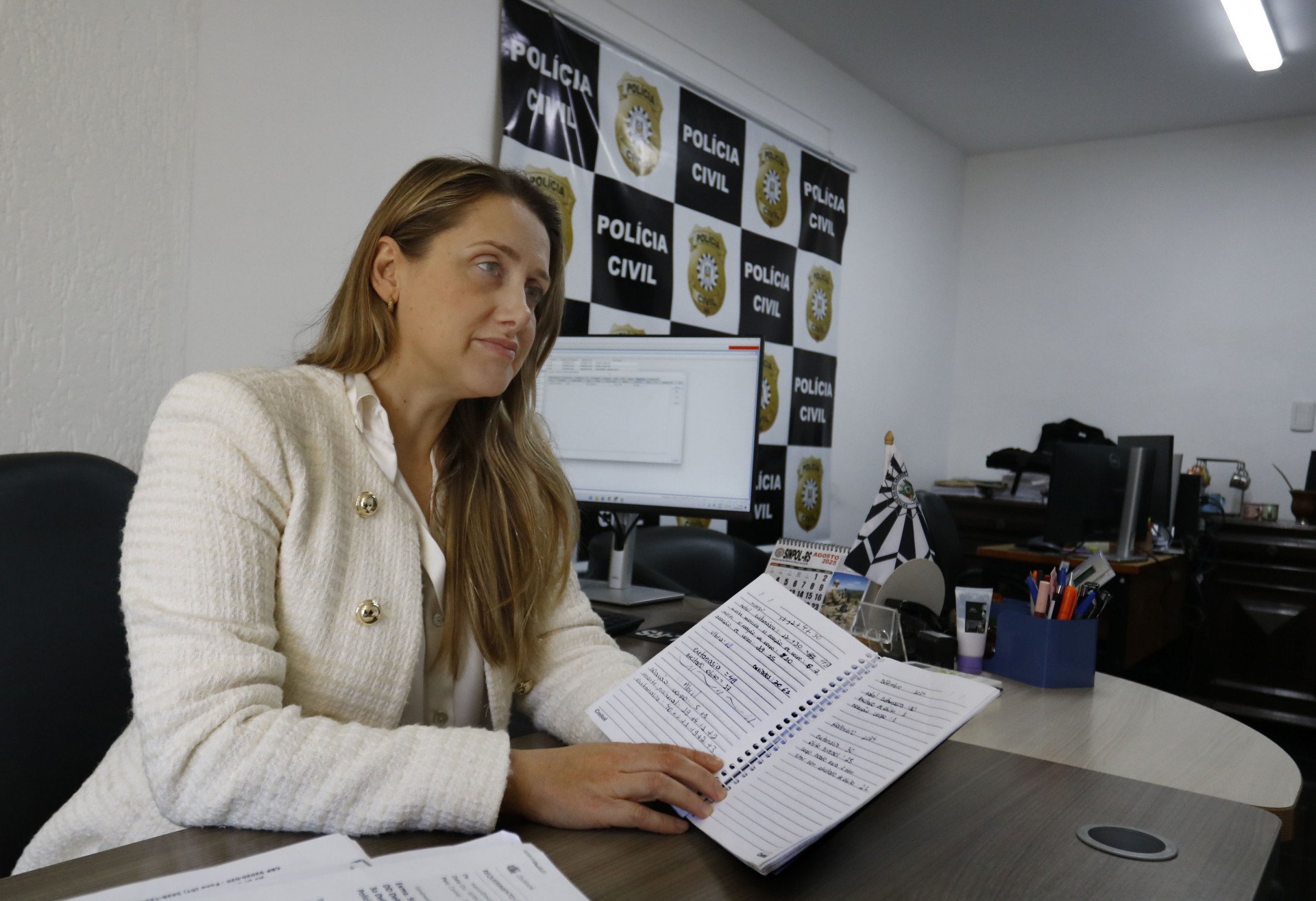"O número explodiu": Caderno com anotações escancara quase 500 mortes na Secretaria do Bem-Estar Animal de Canoas