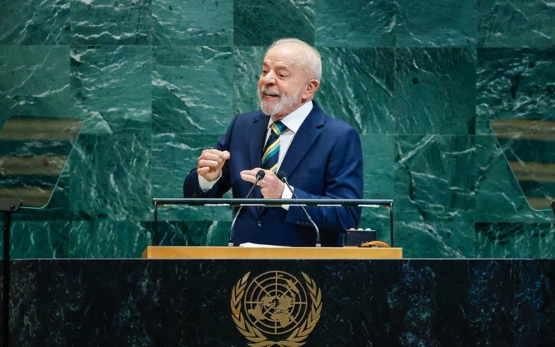 "Não há pacificação com impunidade": Lula critica falsos patriotas, fala de tarifaço e diz que soberania do Brasil é inegociável