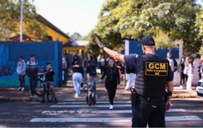 Escola Municipal José Grimberg recebe atividade da Semana Nacional do Trânsito nesta quinta-feira