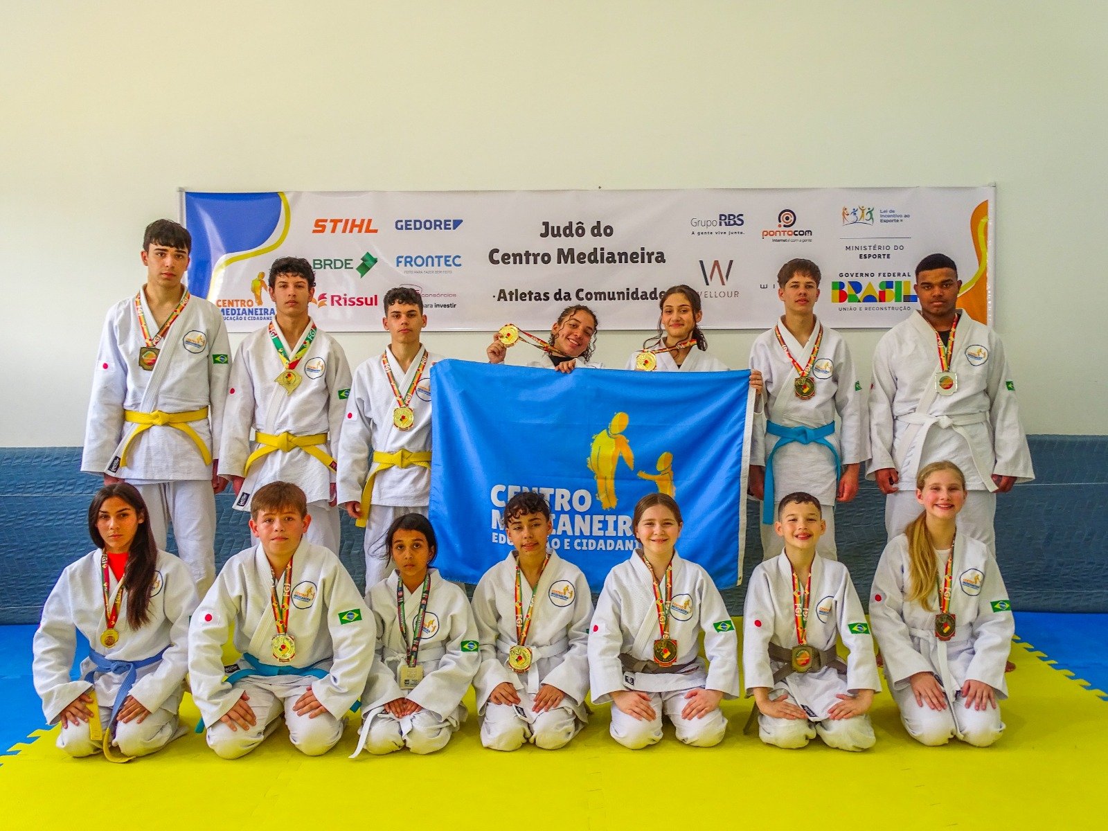 Centro Medianeira promove Ch&aacute; Drive Solid&aacute;rio para levar atletas a campeonato de jud&ocirc;