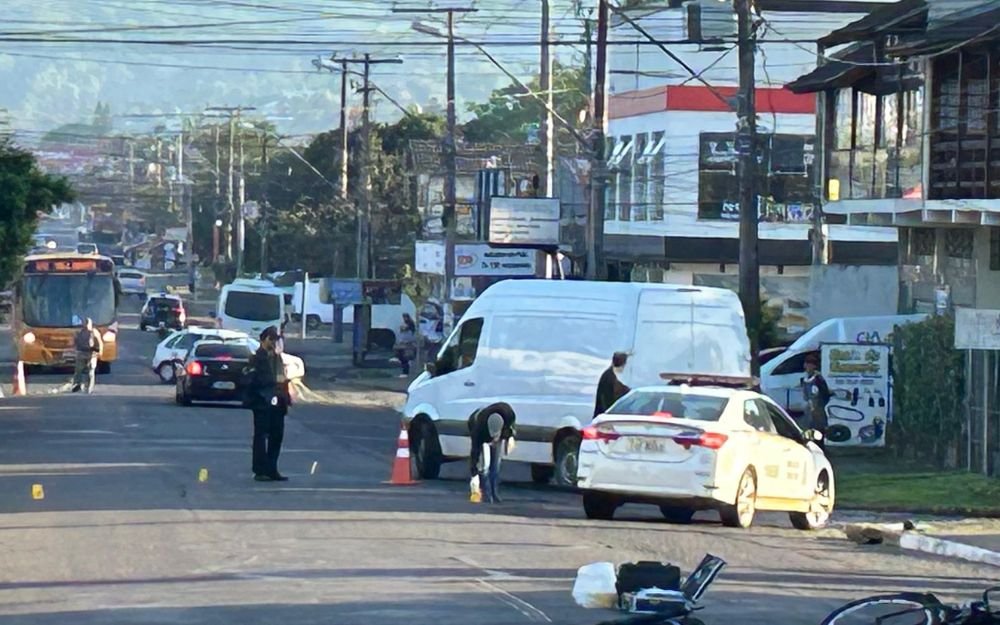 Homem encontrado morto no meio da rua em Novo Hamburgo foi executado com tiros na cabeça