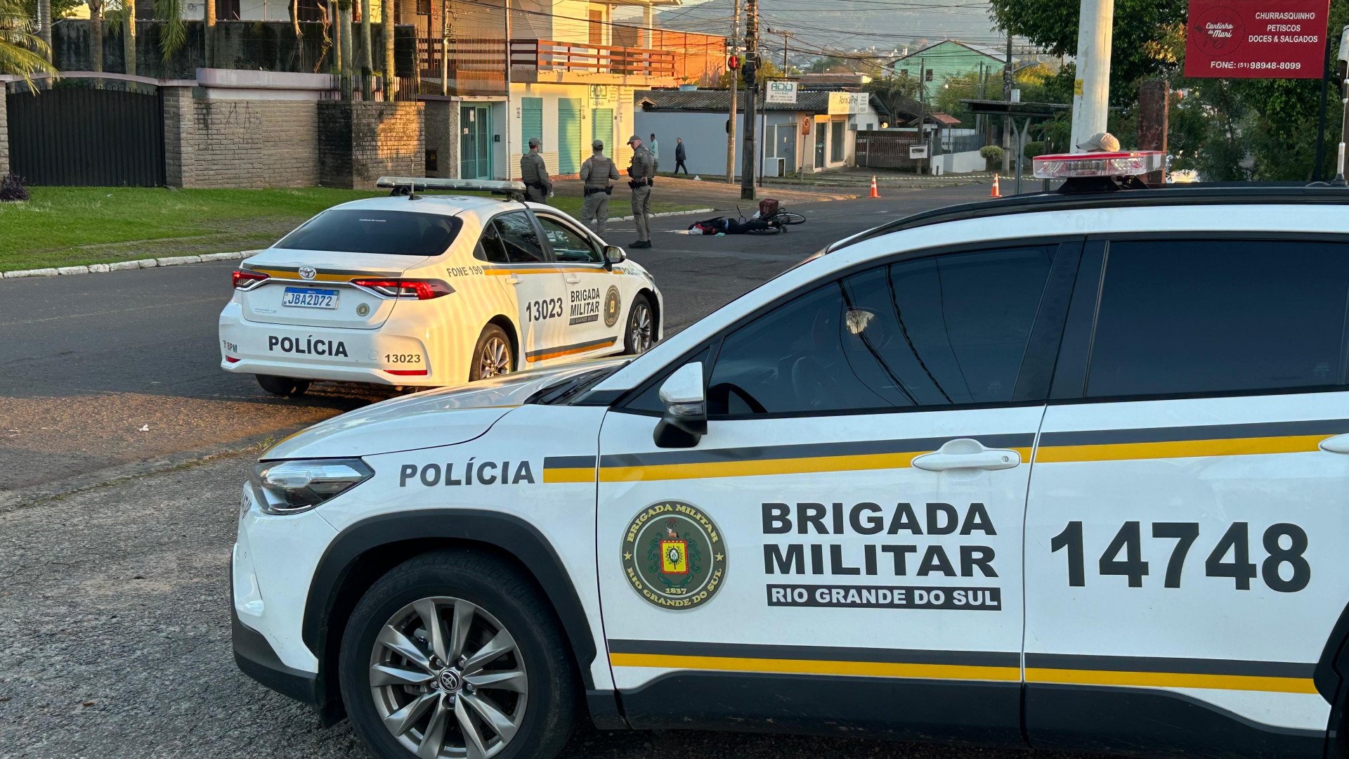 Homem é morto a tiros no meio da rua em Novo Hamburgo