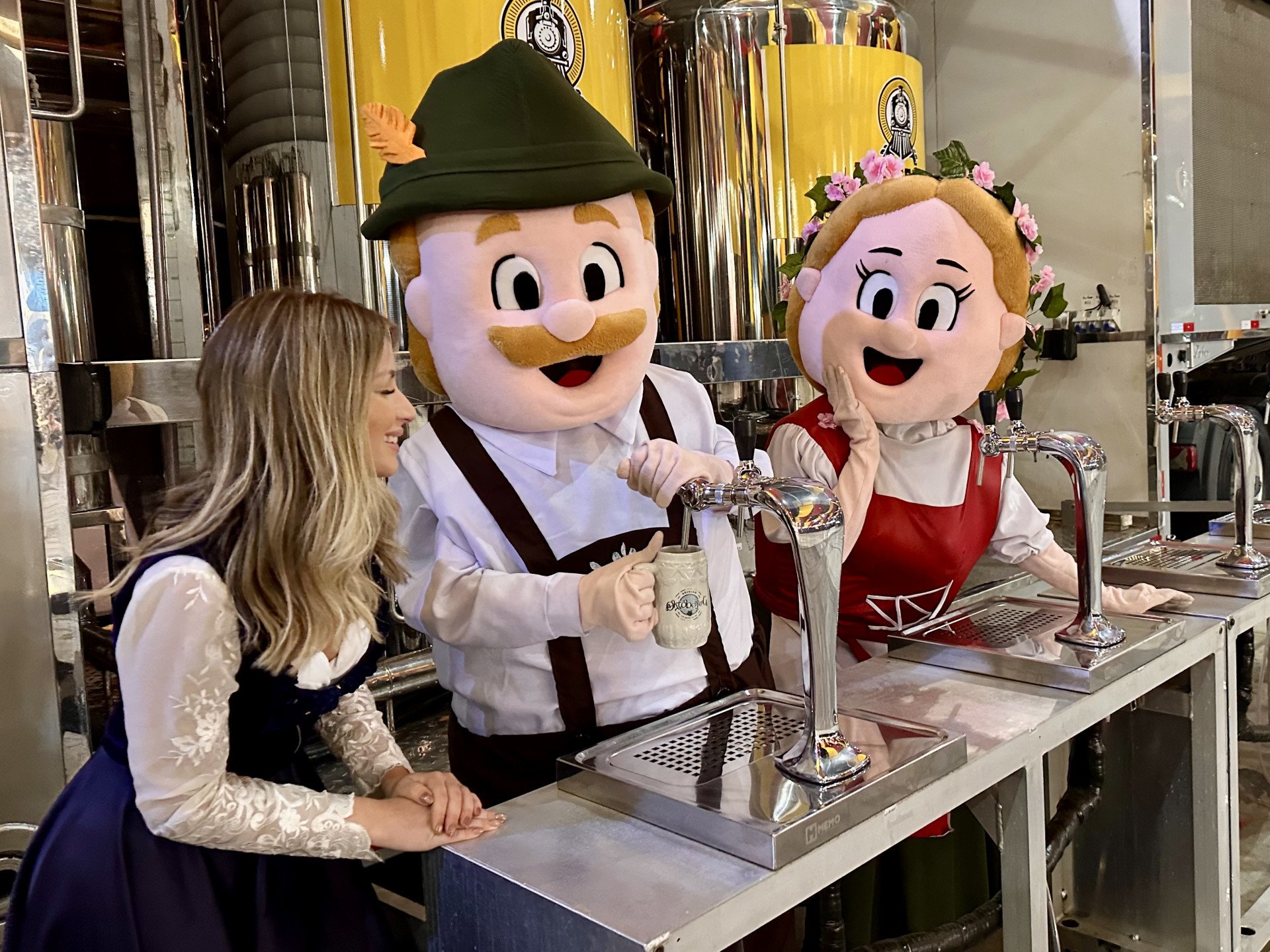 Oktoberfest de Gramado apresenta típica animação da festa alemã com gostinho colonial