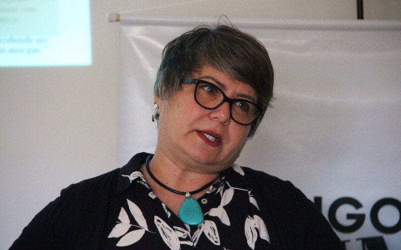 Claudia Denise Pelufo falou sobre a perda do irmão e de como o pai foi salvo por um transplante