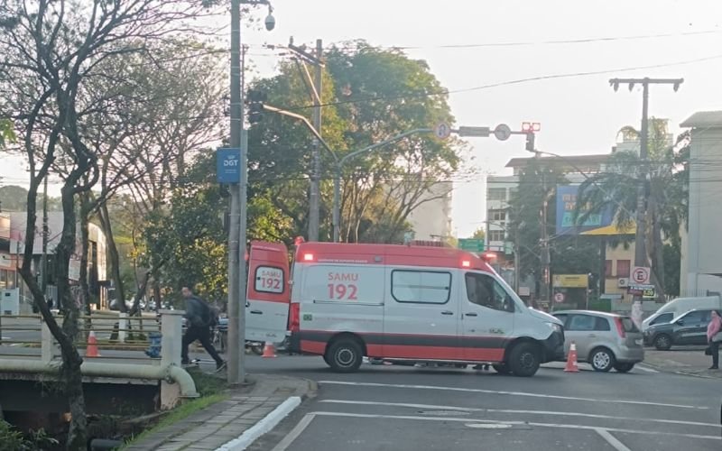 Técnica em enfermagem do Hospital Municipal de Novo Hamburgo fica ferida em acidente