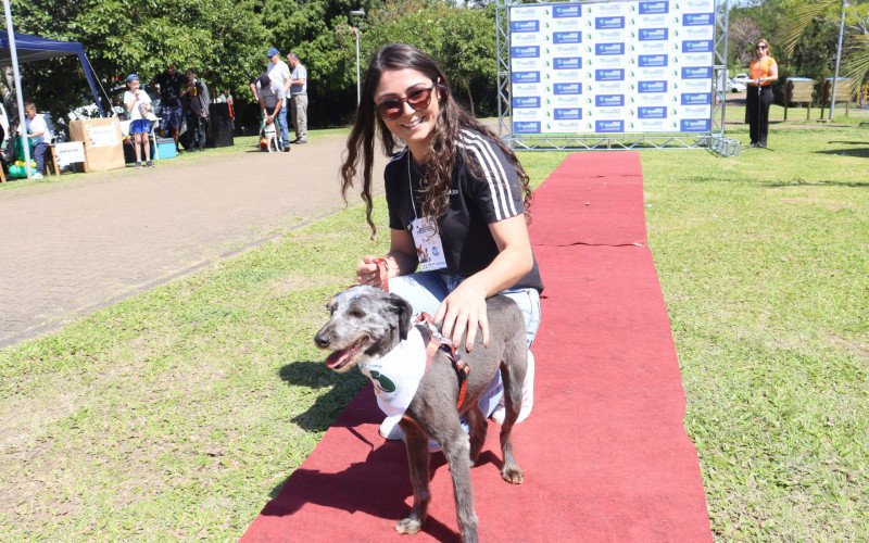 Desfile dos cães no lançamento do Cusco Web | abc+