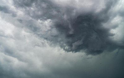 "Alagamentos e inundações repentinas": Fenômeno causado pelo calor vai afetar o tempo durante a semana no Sul do Brasil