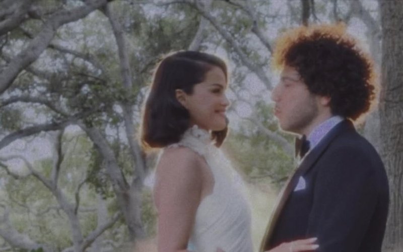 Selena Gomez e Benny Blanco se casam; veja fotos da cerimônia