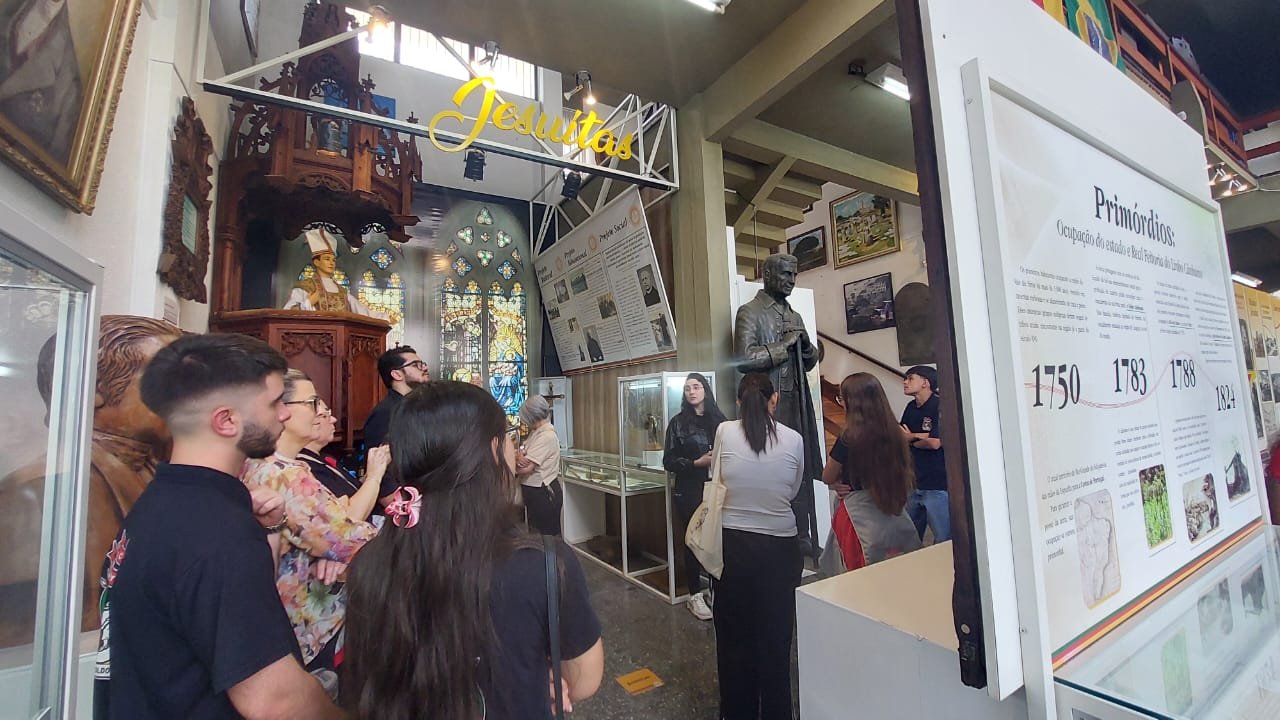 Visita guiada celebra aniversário do Museu Histórico Visconde de São Leopoldo