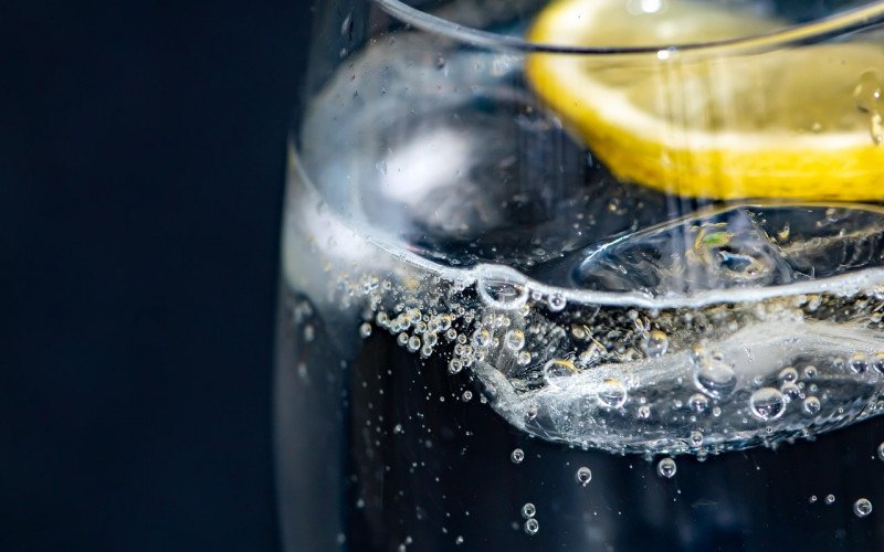 Gin / drink / bebida destilada / metanol | abc+